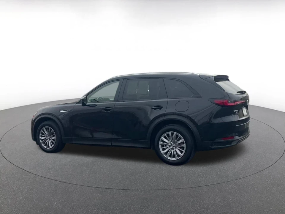 2025 Mazda CX-90 - Image 8 of 31