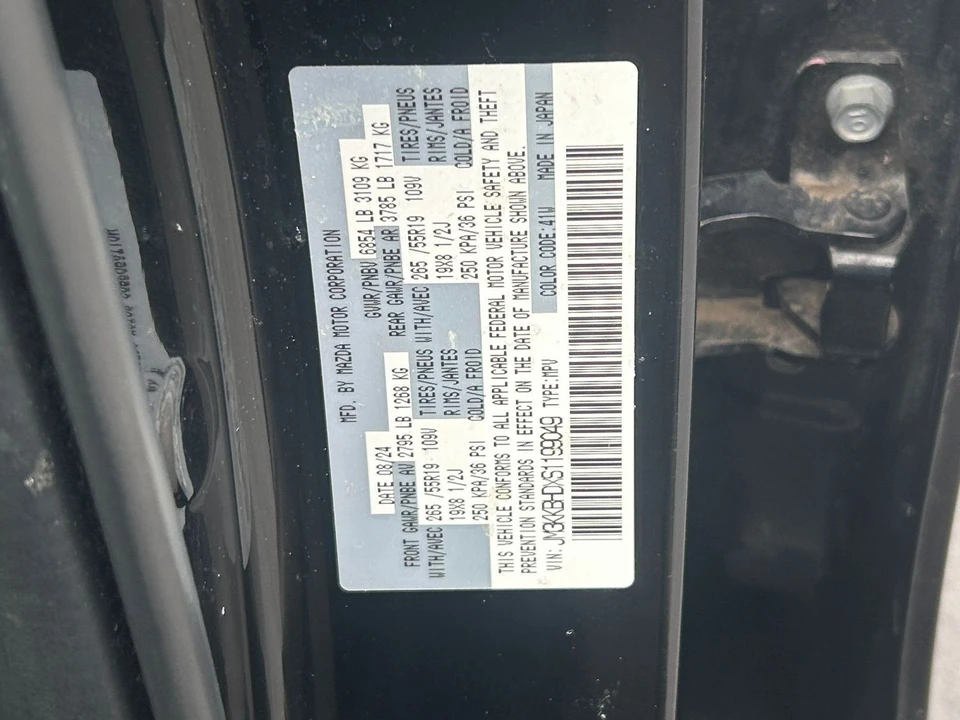 2025 Mazda CX-90 - Image 28 of 31
