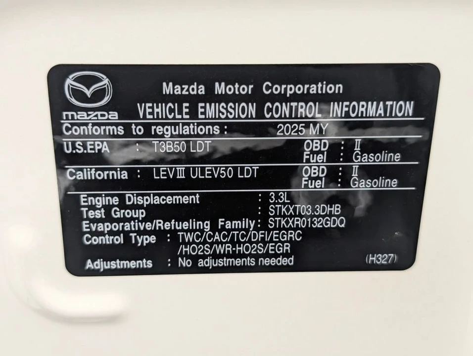 2025 Mazda CX-90 - Image 28 of 30