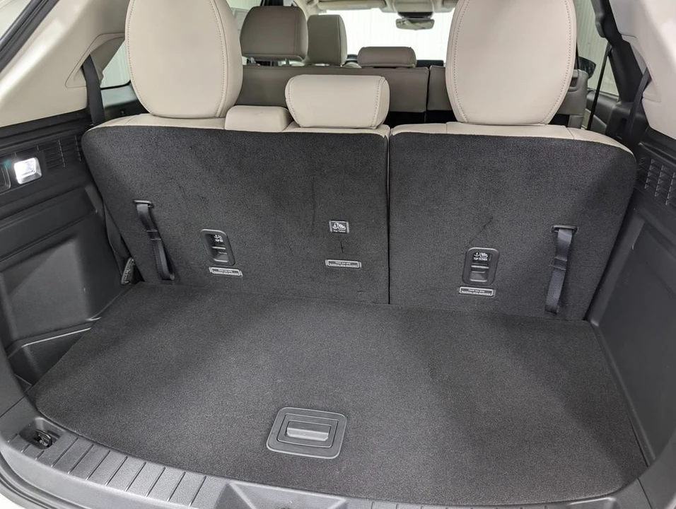 2025 Mazda CX-90 - Image 22 of 30