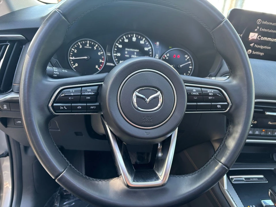 2025 Mazda CX-90 - Image 26 of 31