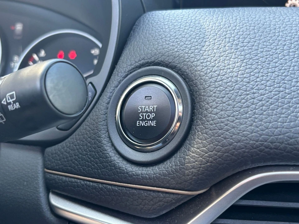 2025 Mazda CX-90 - Image 21 of 31