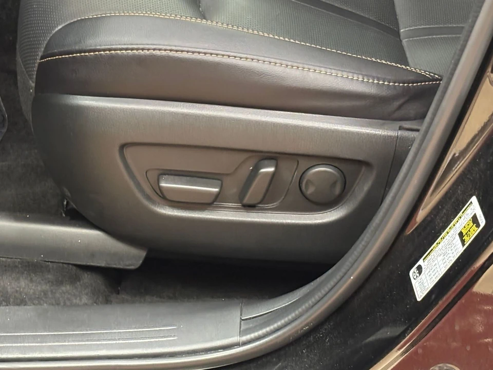 2025 Mazda CX-90 - Image 24 of 31