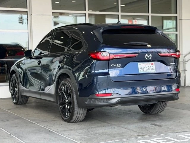 2025 Mazda CX-90 - Image 9 of 31
