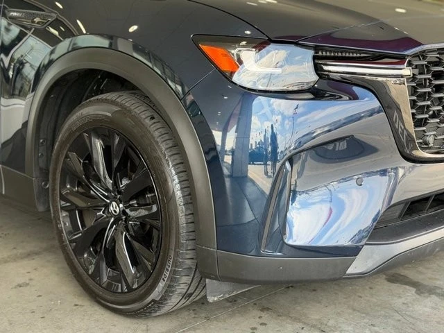 2025 Mazda CX-90 - Image 8 of 31
