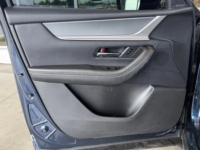 2025 Mazda CX-90 - Image 18 of 21