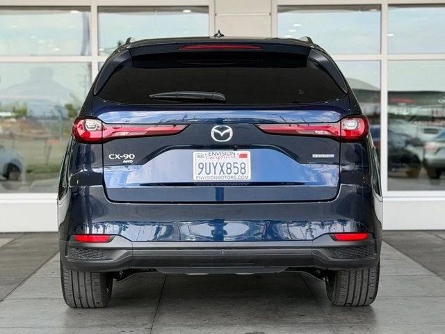 2025 Mazda CX-90 - Image 12 of 31