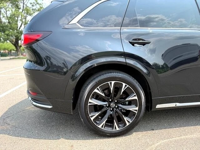 2025 Mazda CX-90 - Image 19 of 21