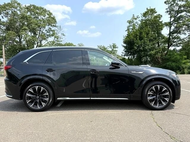 2025 Mazda CX-90 - Image 4 of 21