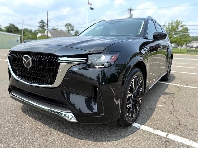 2025 Mazda CX-90 - Image 11 of 21