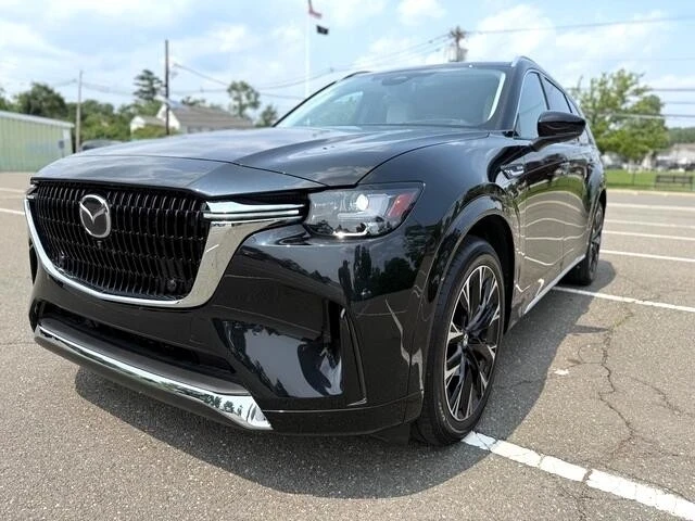 2025 Mazda CX-90 - Image 11 of 21