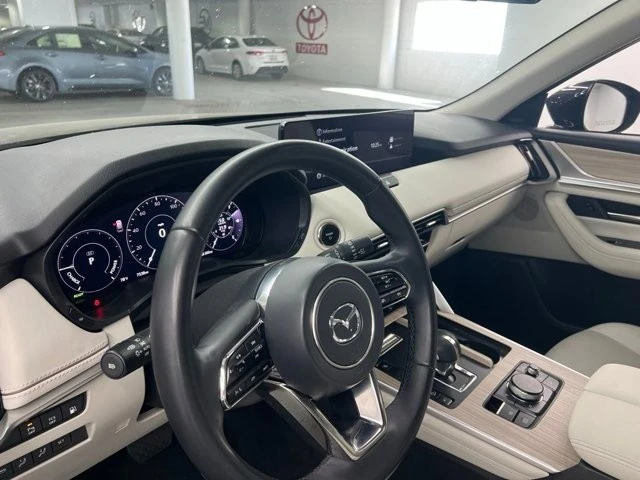 2025 Mazda CX-90 - Image 8 of 14