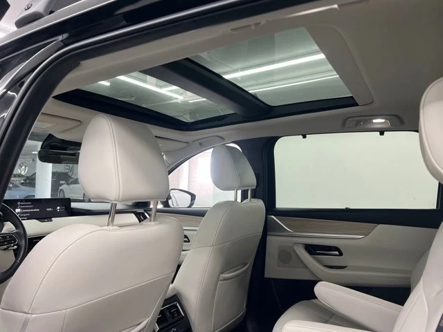 2025 Mazda CX-90 - Image 11 of 14