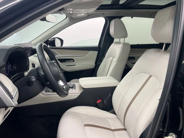 2025 Mazda CX-90 - Image 10 of 14
