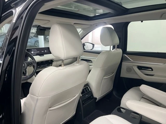 2025 Mazda CX-90 - Image 12 of 14