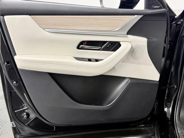2025 Mazda CX-90 - Image 18 of 21