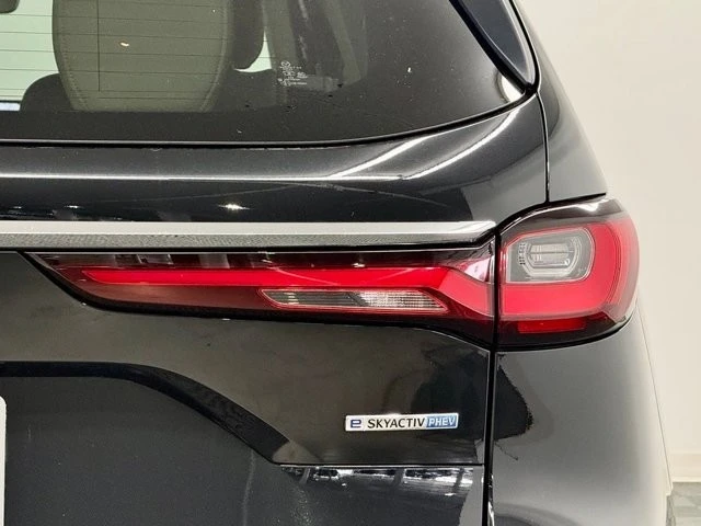 2025 Mazda CX-90 - Image 12 of 21
