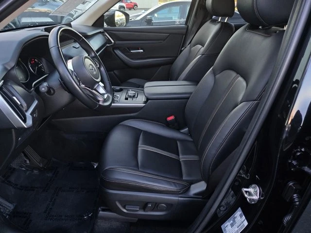 2025 Mazda CX-90 - Image 16 of 28