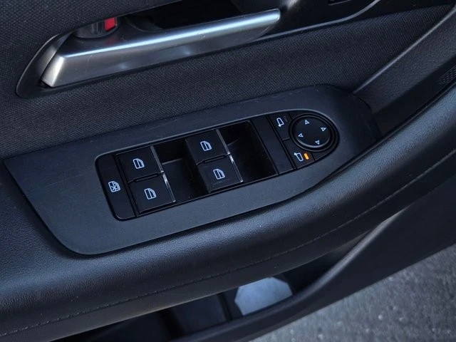 2025 Mazda CX-90 - Image 10 of 28