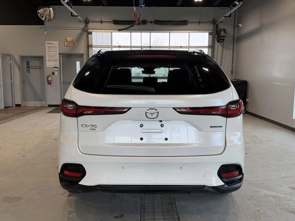 2025 Mazda CX-70 - Image 4 of 6