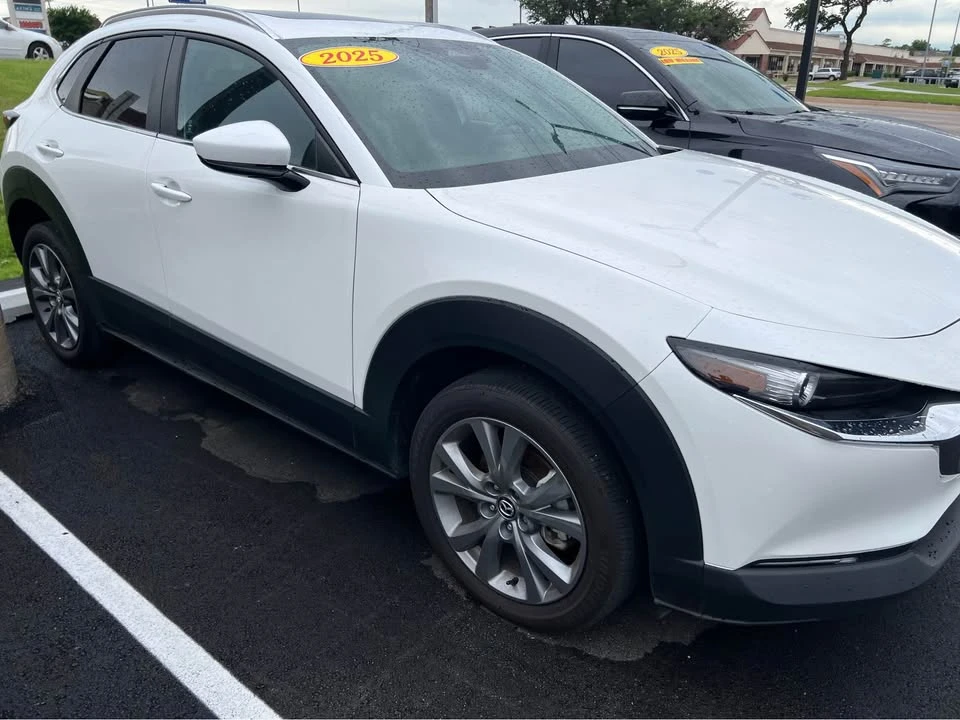 2025 Mazda CX-30 - Image 7 of 10