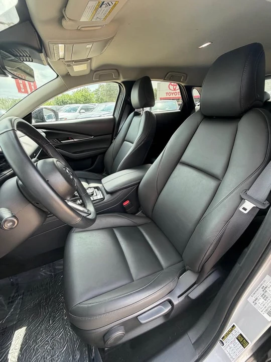 2025 Mazda CX-30 - Image 7 of 9