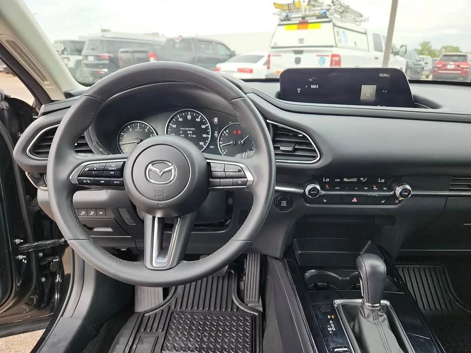 2025 Mazda CX-30 - Image 8 of 10