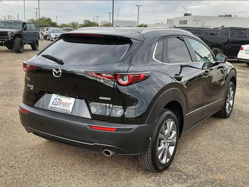 2025 Mazda CX-30 - Image 3 of 10