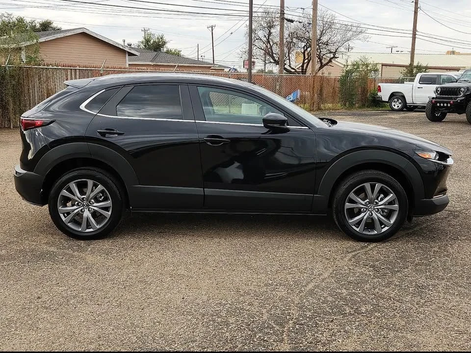 2025 Mazda CX-30 - Image 4 of 10
