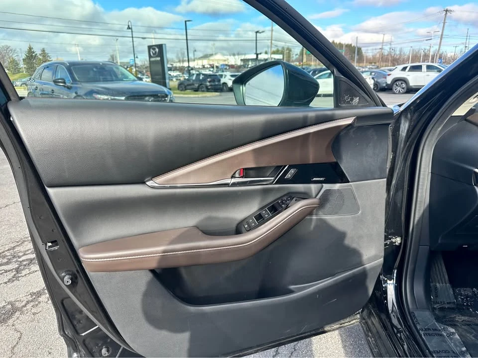 2025 Mazda CX-30 - Image 5 of 19