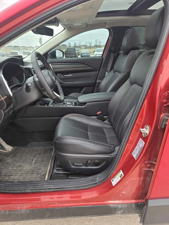 2025 Mazda CX-50 - Image 11 of 18