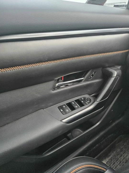 2025 Mazda CX-50 - Image 10 of 18