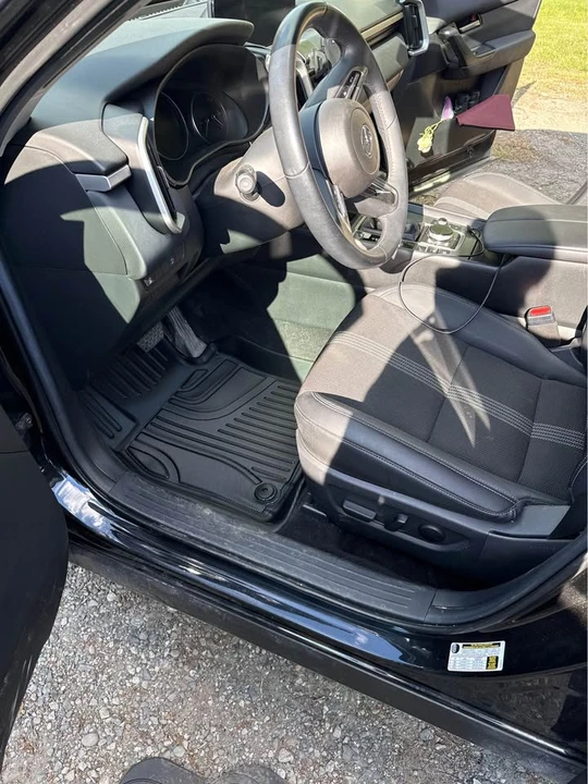 2025 Mazda CX-50 - Image 3 of 12