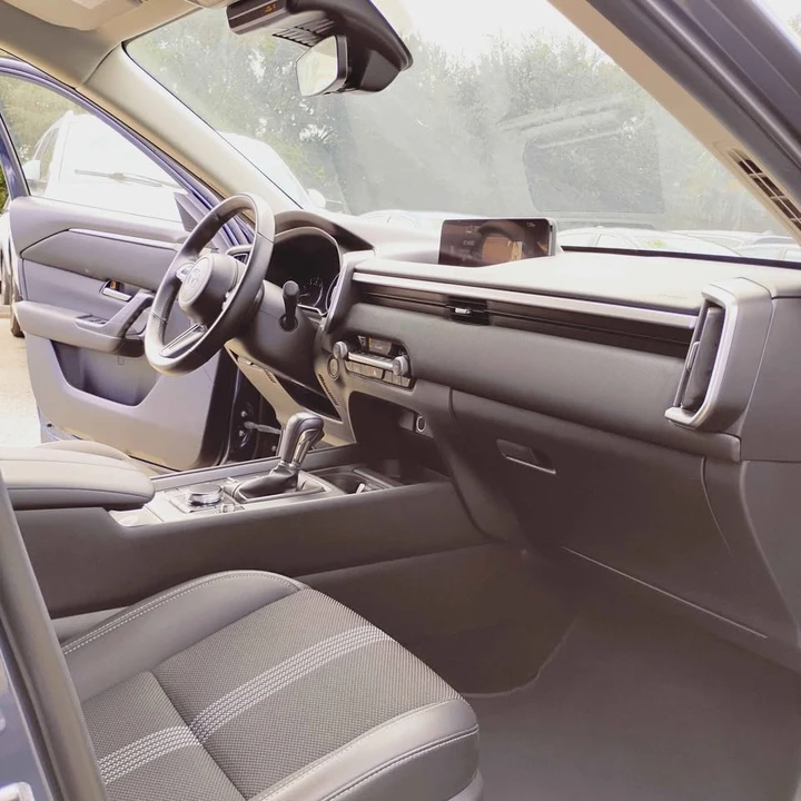 2025 Mazda CX-50 - Image 10 of 12