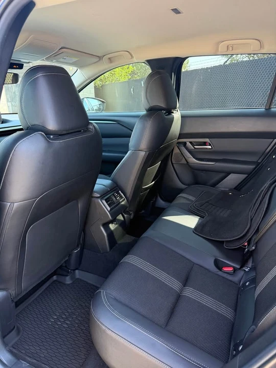2025 Mazda CX-50 - Image 5 of 8