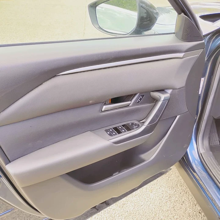 2025 Mazda CX-50 - Image 7 of 12