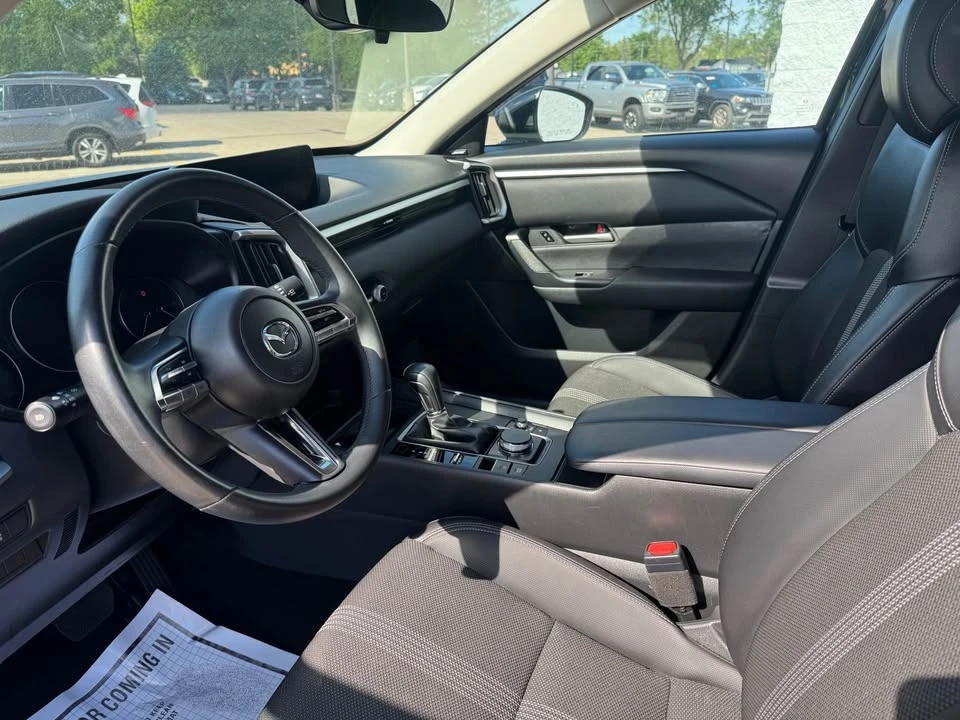 2025 Mazda CX-50 - Image 8 of 15