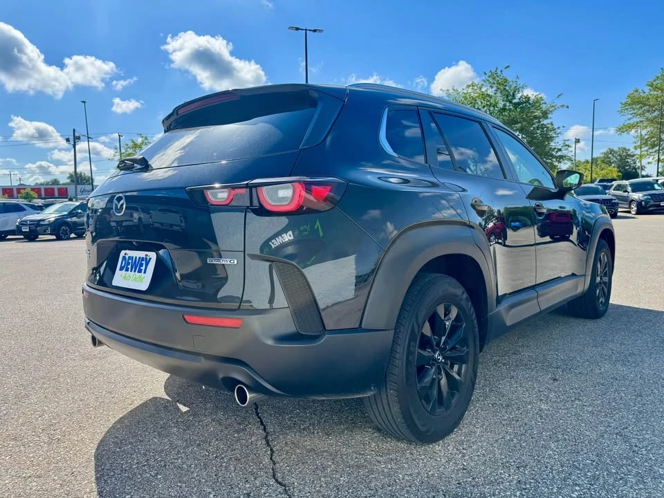 2025 Mazda CX-50 - Image 7 of 15