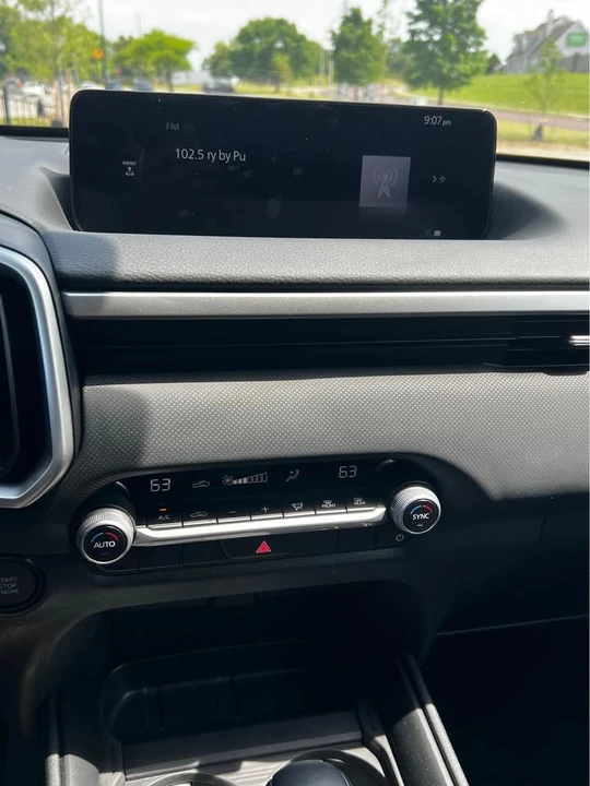 2025 Mazda CX-50 - Image 10 of 11