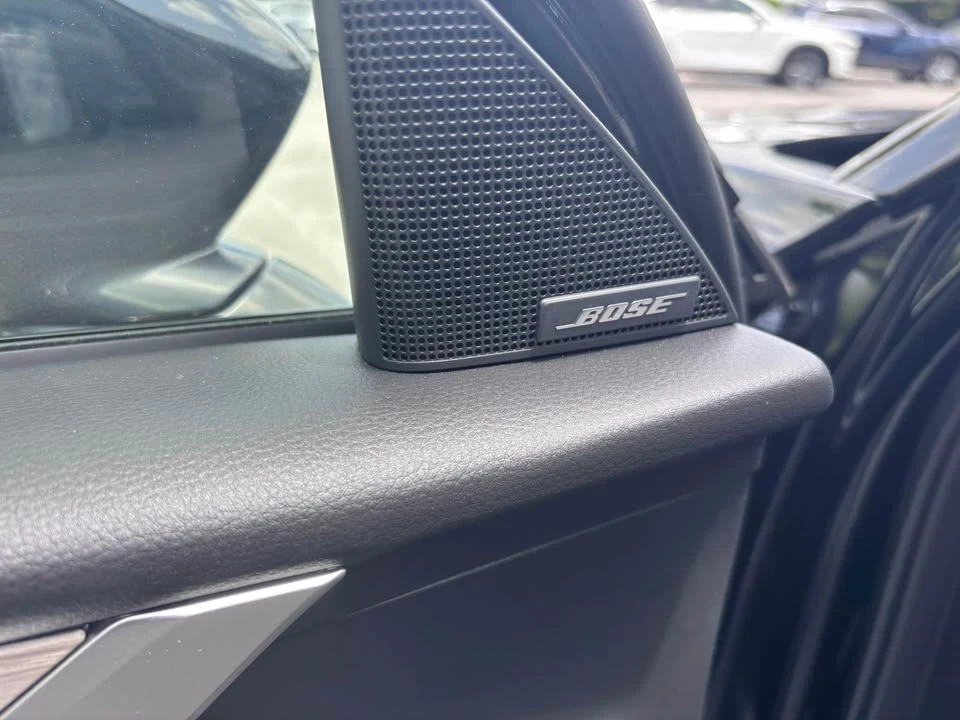 2025 Mazda CX-90 - Image 8 of 13