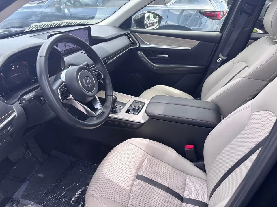 2025 Mazda CX-90 - Image 6 of 13