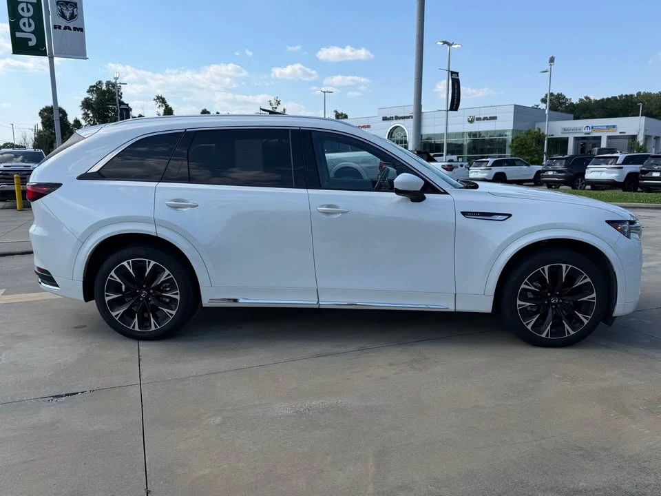 2025 Mazda CX-90 - Image 18 of 20