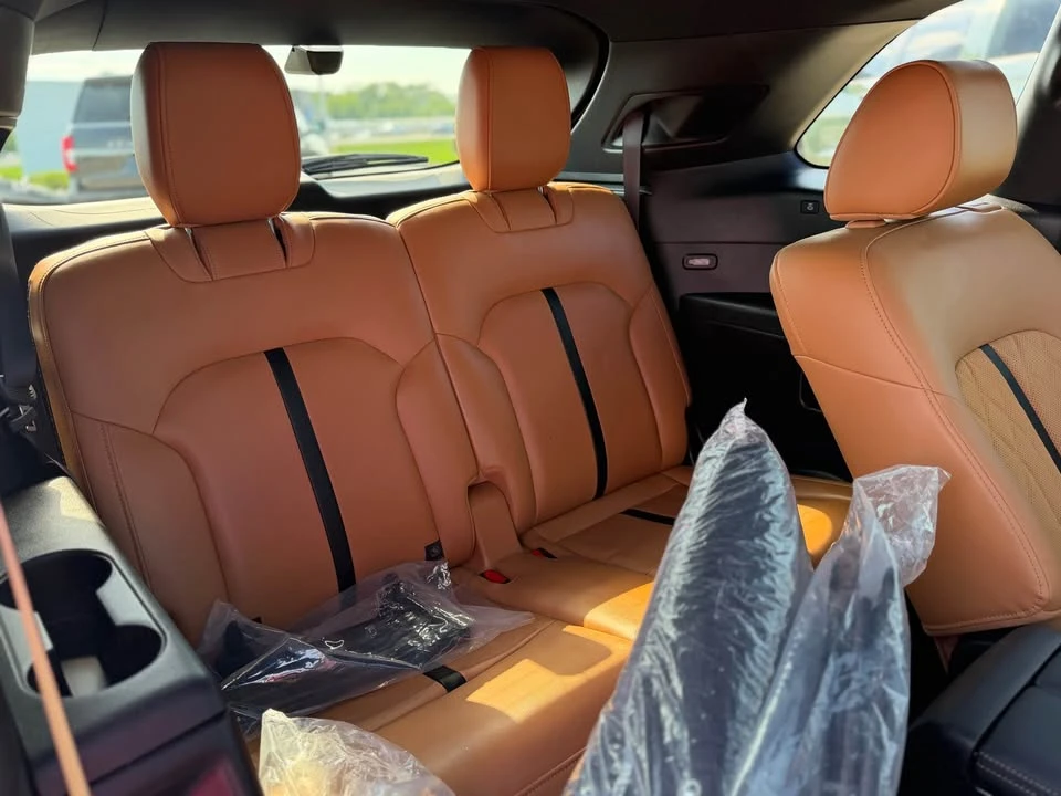 2025 Mazda CX-90 - Image 8 of 20