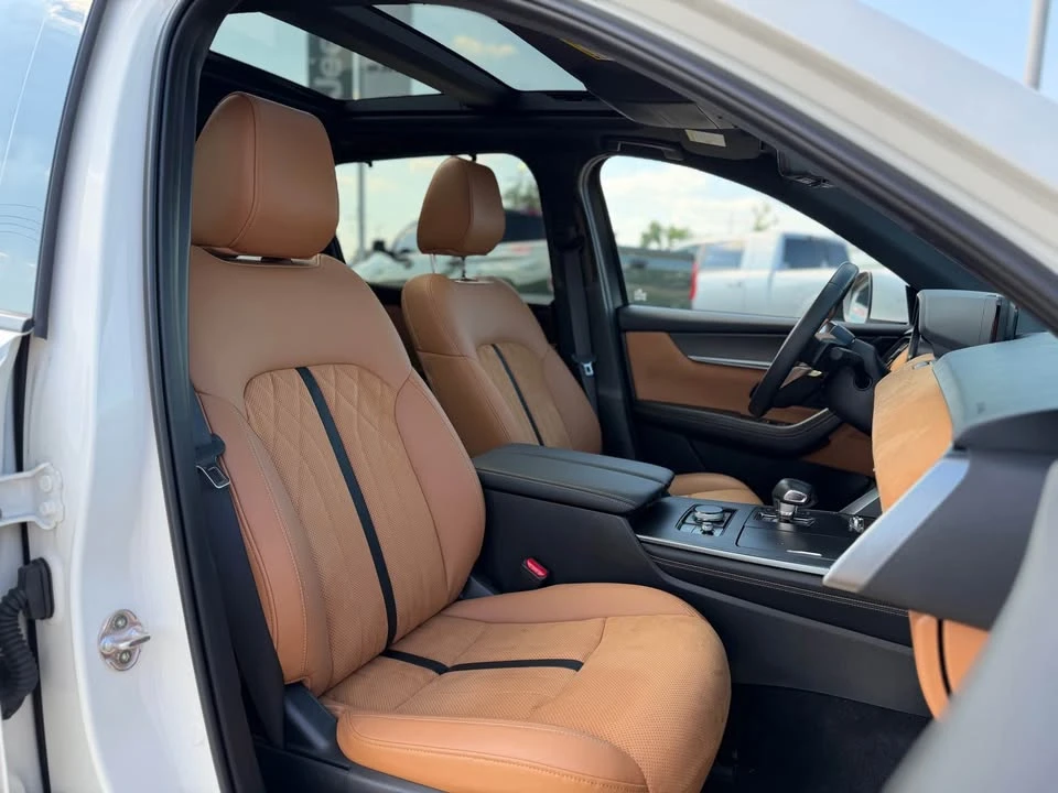 2025 Mazda CX-90 - Image 6 of 20