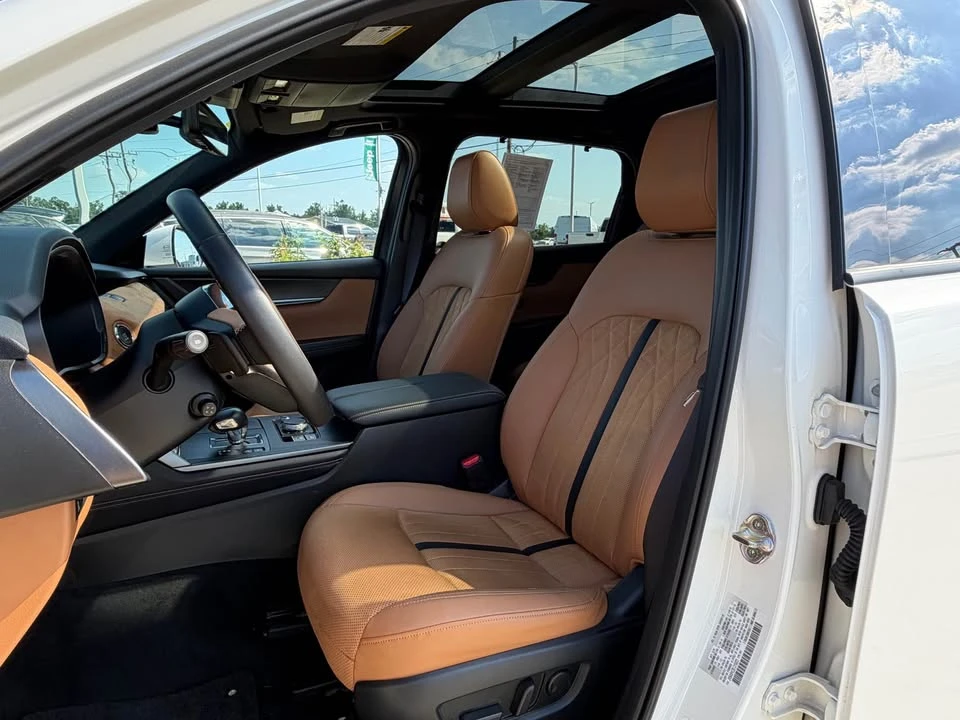2025 Mazda CX-90 - Image 4 of 20