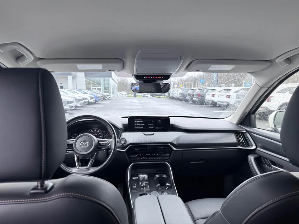 2025 Mazda CX-90 - Image 9 of 15