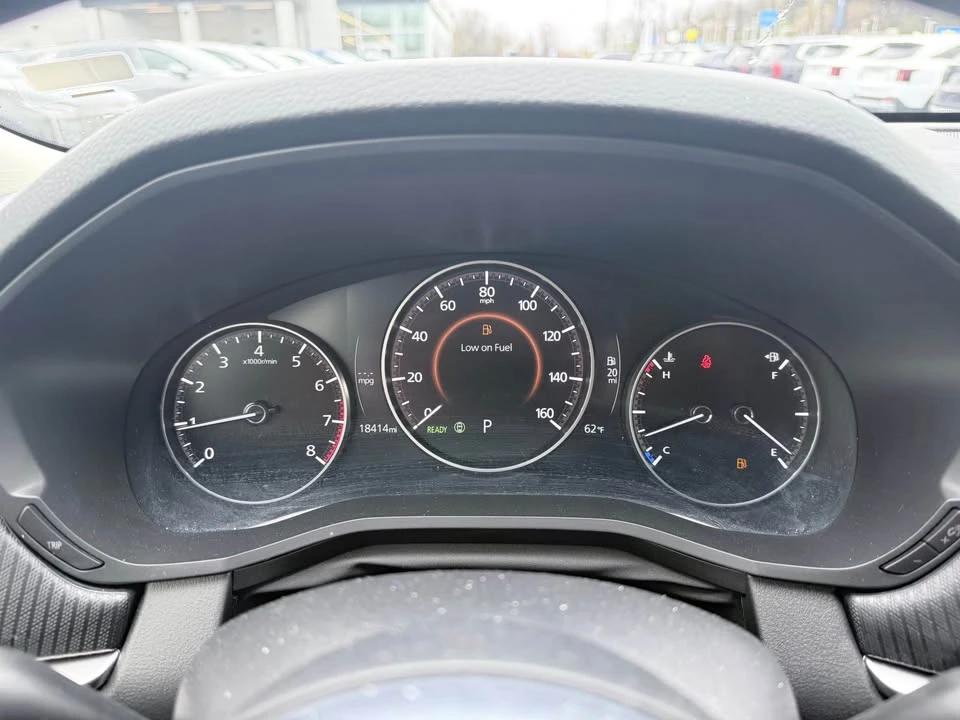 2025 Mazda CX-90 - Image 10 of 15