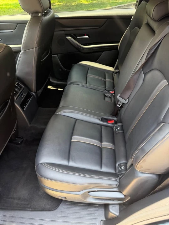 2025 Mazda CX-90 - Image 5 of 8