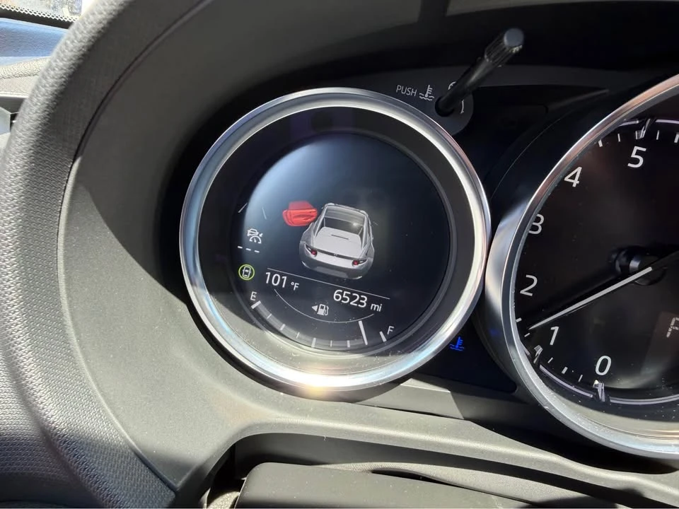 2025 Mazda ND MX-5 Miata - Image 3 of 10