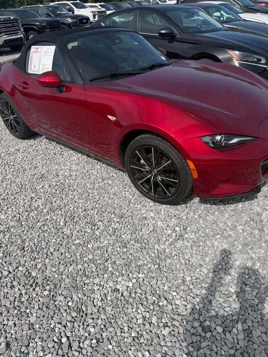 2025 Mazda ND MX-5 Miata - Image 2 of 3